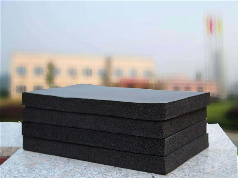 保溫橡塑海綿闆彎頭制作